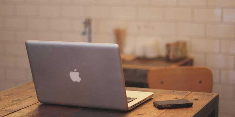 模具设计与精密加工的革命：数字化双胞胎如何通过虚拟调试重塑注塑模具开发