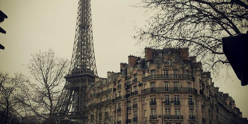 注塑模具制造的革命：增材制造如何重塑随形冷却水路设计与机械加工极限